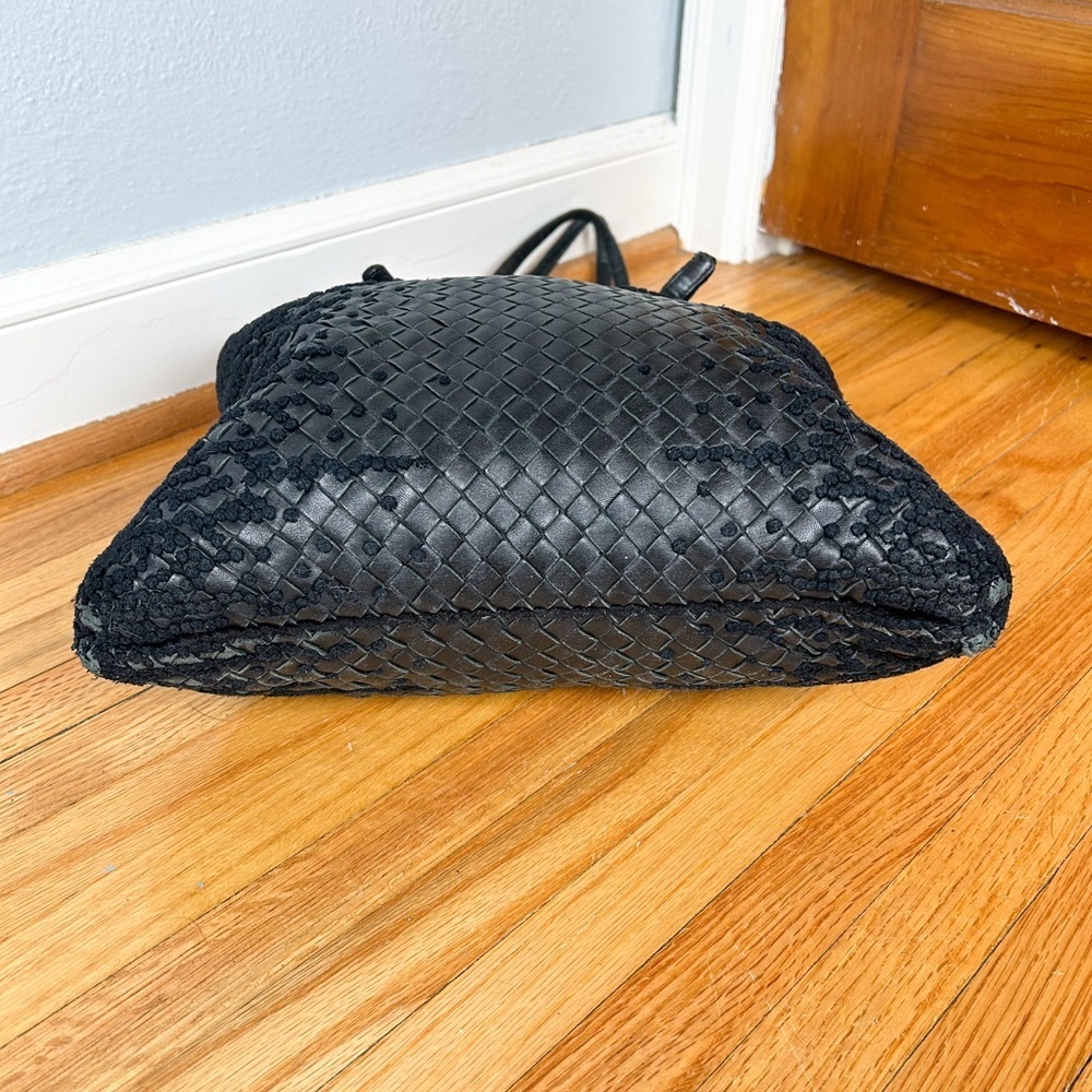 Bottega Veneta Intrecciato Leather & Wool Tote Bag - Picture 6 of 16
